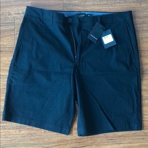 Men’s Club Monaco Black Seersucker Shorts